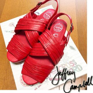 ジェフリーキャンベル(JEFFREY CAMPBELL)の◆Jeffrey Campbellジェフリーキャンベル◆赤サンダル22.5(サンダル)