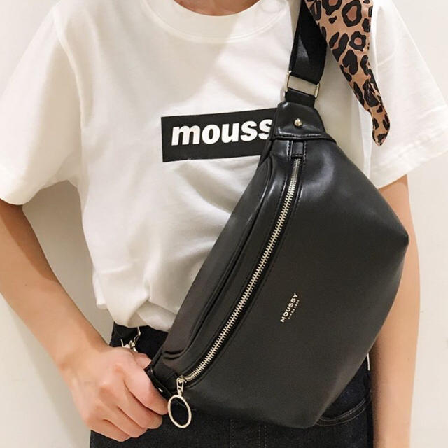 即完売品!‼︎MOUSSY waist&shoulder BAG♡ボディーバッグ