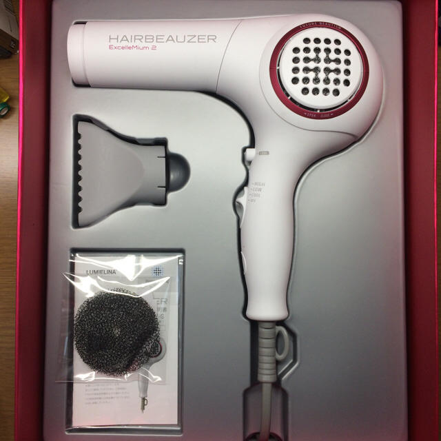 出産祝いなども豊富 - Blanc Lumiere ヘアビューザー ExcelleMium2 ドライヤー 出産祝いなども豊富 - Blanc Lumiere ヘアビューザー ExcelleMium2 ドライヤー