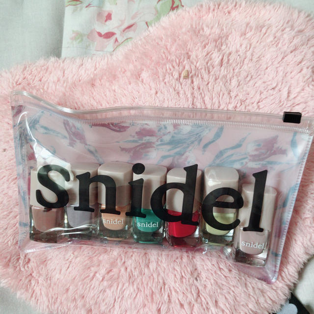 SNIDEL(スナイデル)のスナイデル ネイル7本セット コスメ/美容のネイル(ネイル用品)の商品写真