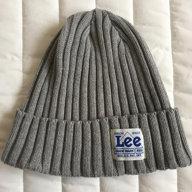 Lee(リー)の【美品！】Lee ニット帽 グレー☆サイズ56〜58センチ レディースの帽子(ニット帽/ビーニー)の商品写真