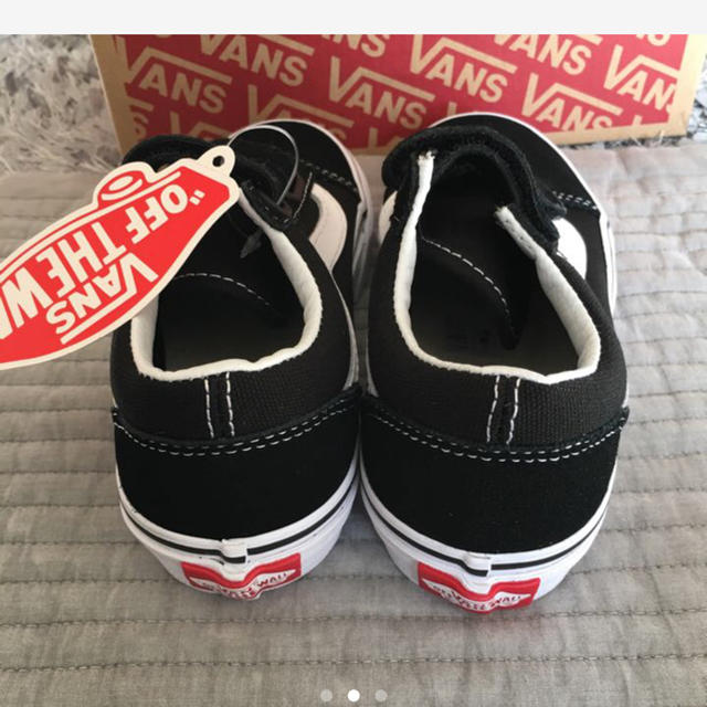 VANS(ヴァンズ)の新品 VANS OLD SCHOOL16.5㎝/オールドスクール キッズ キッズ/ベビー/マタニティのキッズ靴/シューズ(15cm~)(スニーカー)の商品写真