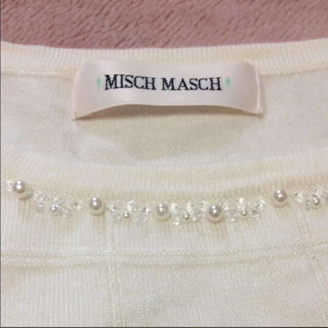 MISCH MASCH(ミッシュマッシュ)の新品☆ミッシュマッシュ ビジュー付き パフスリーブ トップス 白 ホワイト M レディースのトップス(カットソー(半袖/袖なし))の商品写真