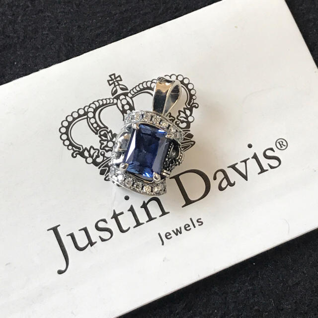 Justin Davis(ジャスティンデイビス)の新品◆JUSTIN DAVIS◆GLAM ROX PENDANT◆スカルクラウン レディースのアクセサリー(ネックレス)の商品写真