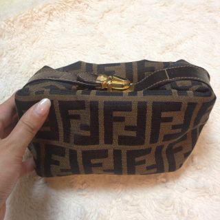 フェンディ(FENDI)の難あり！FENDIポーチ(ポーチ)