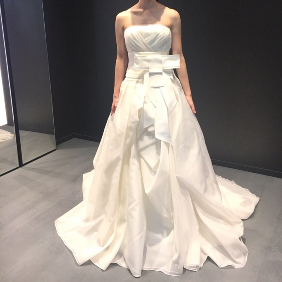 大人気！Verawang！値下げ！定価:45万円 ヴェラウォン DEANDRA