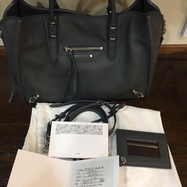 【超ポイントバック祭】 - BAG BALENCIAGA バレンシアガ A6 ペーパー ショルダーバッグ 【超ポイントバック祭】 - BAG BALENCIAGA バレンシアガ A6 ペーパー ショルダーバッグ