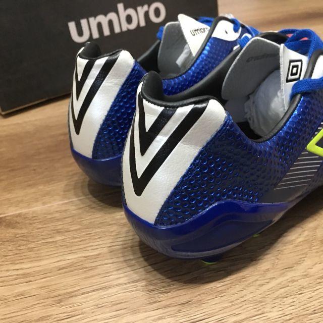 UMBRO(アンブロ)の【前ちゃん様専用】Umbro アクセレイター KL スポーツ/アウトドアのサッカー/フットサル(シューズ)の商品写真