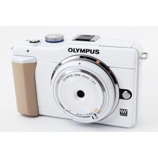 オリンパス(OLYMPUS)の☆レンズまでオールホワイト♪WiFi対応☆オリンパス E-PL1s レンズセット(ミラーレス一眼)