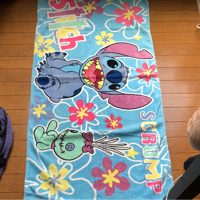 STITCH(スティッチ)のスティッチのバスタオル エンタメ/ホビーのアニメグッズ(タオル)の商品写真