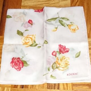 クーカイ(KOOKAI)の【新品】KOOKAI 花柄のハンカチ(ハンカチ)