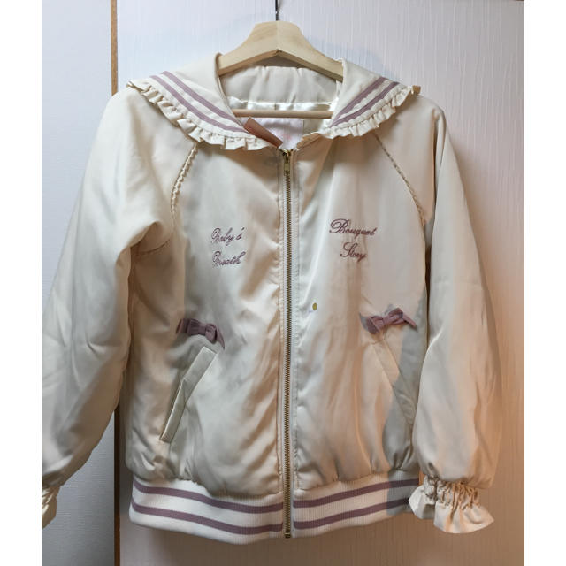 LIZ LISA(リズリサ)のリズリサ LIZ LISA  汚れあり 白 ジャケット レディースのジャケット/アウター(テーラードジャケット)の商品写真
