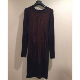 アレキサンダーマックイーン(Alexander McQueen)のMcQ ★ニットワンピース★ブラック×オレンジ★(ひざ丈ワンピース)