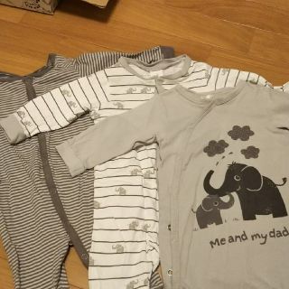 エイチアンドエム(H&M)のH&Mぞう柄ロンパース３枚セット(ロンパース)