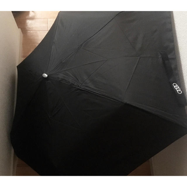 AUDI(アウディ)のアウディ Audi 折りたたみ傘 エンタメ/ホビーのコレクション(ノベルティグッズ)の商品写真