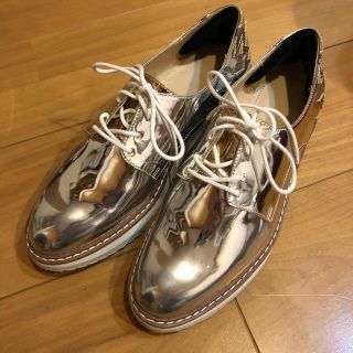 ザラ(ZARA)のZARA  シルバーシューズ(その他)