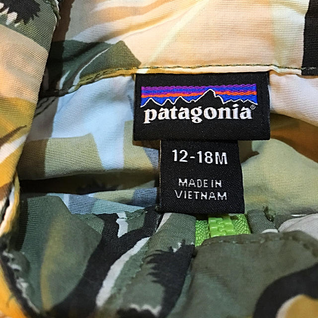 patagonia(パタゴニア)の【patagonia】パタゴニアベビー バギーズジャケット 12-18M キッズ/ベビー/マタニティのベビー服(~85cm)(ジャケット/コート)の商品写真