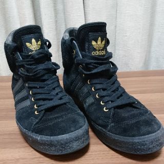 アディダス(adidas)のadidasスニーカー(スニーカー)