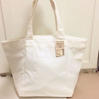 ムジルシリョウヒン(MUJI (無印良品))の【新品タグ付】★無印★撥水オーガニックコットン★ファスナー付きトート★大★生成(トートバッグ)