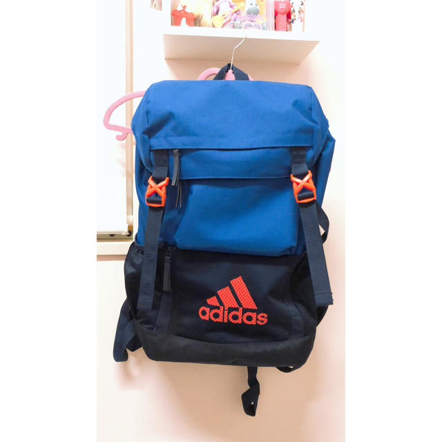 adidas(アディダス)のadidasリュック(値下げ可能) レディースのバッグ(リュック/バックパック)の商品写真