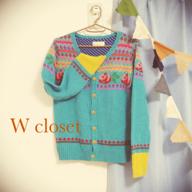 w closet(ダブルクローゼット)のWcloset◇レトロお花カーデ◇着画有 レディースのトップス(カーディガン)の商品写真