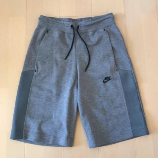 ナイキ(NIKE)の新品未使用★NIKE テックハーフパンツ(ハーフパンツ)