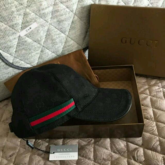 Gucci(グッチ)の送料無料gucci  グッチ　キャップ メンズの帽子(キャップ)の商品写真