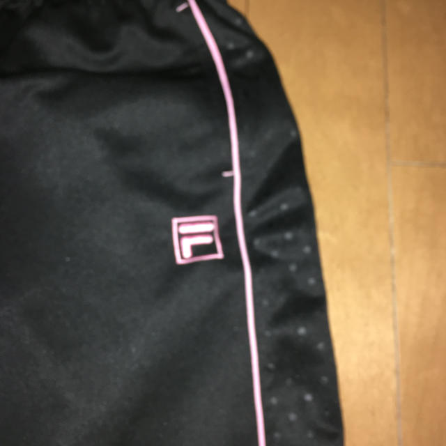 FILA(フィラ)のFILAの短ジャージ  レディースのM  新品 スポーツ/アウトドアのスポーツ/アウトドア その他(その他)の商品写真