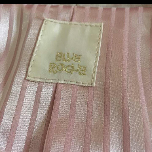 BLUE ROGUE(ブルーローグ)の新品 リボン付ジャケット ベージュ ブルーローグ ガーリー  お嬢様 レディースのジャケット/アウター(テーラードジャケット)の商品写真