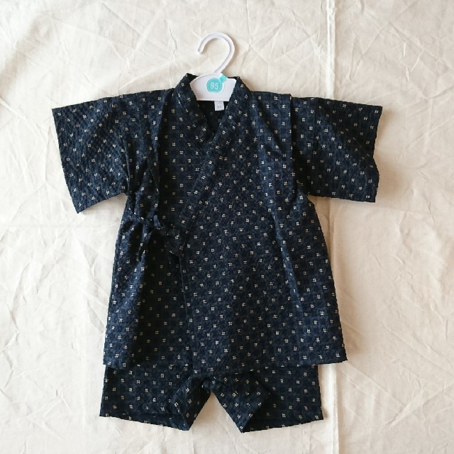 西松屋(ニシマツヤ)のKIDS 甚平 95㎝ キッズ/ベビー/マタニティのキッズ服男の子用(90cm~)(甚平/浴衣)の商品写真