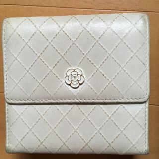 シャネル(CHANEL)のシャネル CHANEL 三つ折り財布 ホワイト 白(財布)