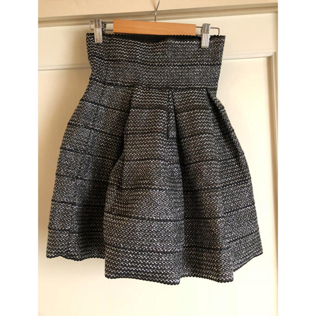 H&M(エイチアンドエム)のH&M パーティハイウエストスカート レディースのスカート(ミニスカート)の商品写真