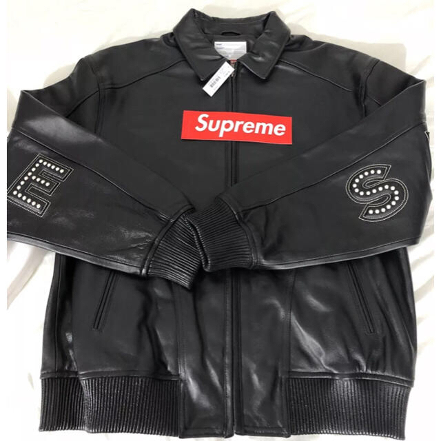 Supreme(シュプリーム)のsupreme studded arc logo leather jacket  メンズのジャケット/アウター(レザージャケット)の商品写真