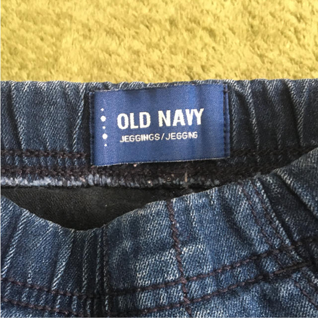 Old Navy(オールドネイビー)のLico3様 OLD NAVY スキニーデニム 2T キッズ/ベビー/マタニティのベビー服(~85cm)(パンツ)の商品写真