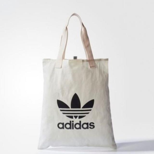 adidas(アディダス)の【新品・即発送OK】adidas オリジナルス ショッパーバック 白 ホワイト メンズのバッグ(トートバッグ)の商品写真