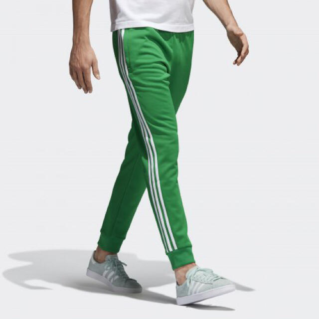 adidas(アディダス)のadidas トラックパンツ 緑 メンズのパンツ(その他)の商品写真