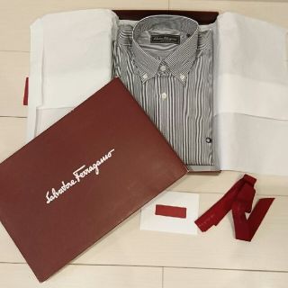 サルヴァトーレフェラガモ(Salvatore Ferragamo)のFerragamo(シャツ)