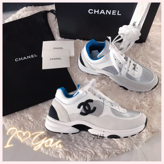 CHANEL(シャネル)のご専用 レディースの靴/シューズ(スニーカー)の商品写真