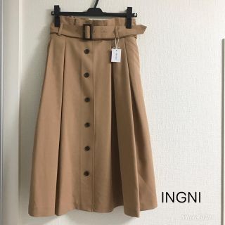 イング(INGNI)のINGNI 新品未使用 フロントボタン トレンチ フレアースカート(ひざ丈スカート)