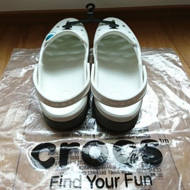 crocs(クロックス)の60%OFF送料込みクロックスcrocs citilane clog  M4W6 キッズ/ベビー/マタニティのキッズ靴/シューズ(15cm~)(サンダル)の商品写真