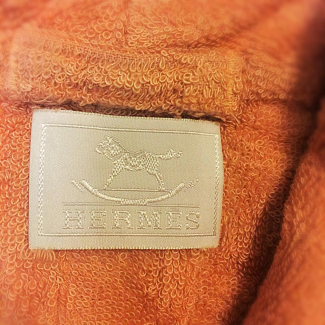 Hermes(エルメス)の■HERMES■ベビーガウンバスローブ美品■ キッズ/ベビー/マタニティのベビー服(~85cm)(バスローブ)の商品写真