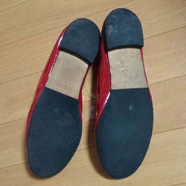 repetto(レペット)のレペット 赤 エナメル レディースの靴/シューズ(バレエシューズ)の商品写真