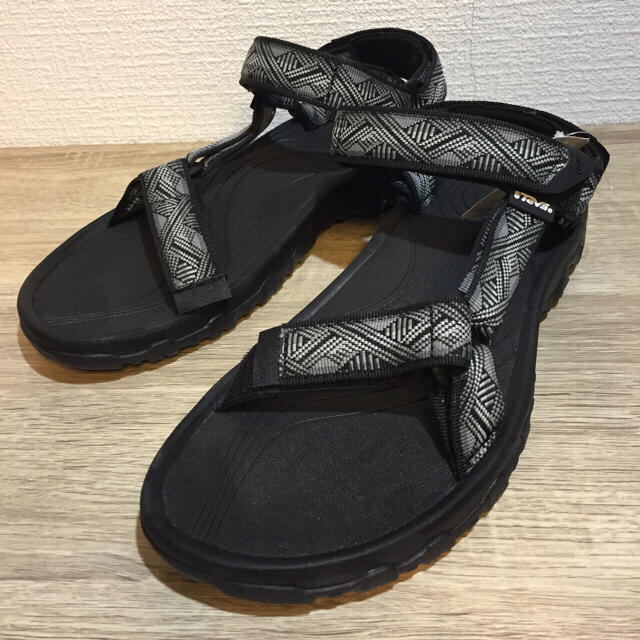 Teva(テバ)のTeva サンダル ハリケーン 27.0 メンズの靴/シューズ(サンダル)の商品写真