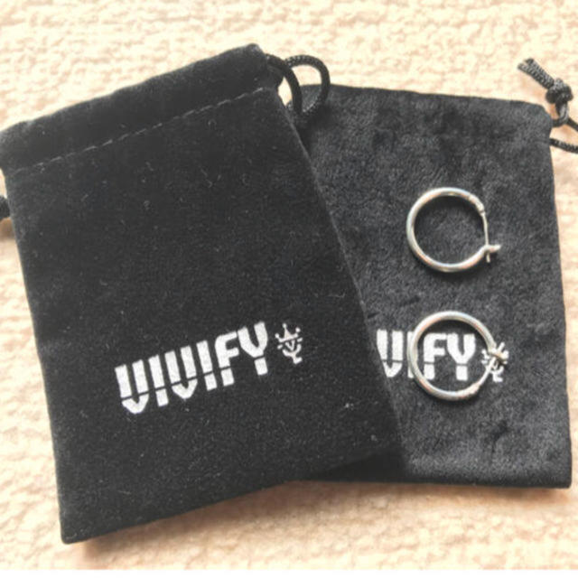 BEAMS(ビームス)の新品 シルバー925 VIVIFY フープピアス2個セット メンズのアクセサリー(ピアス(両耳用))の商品写真