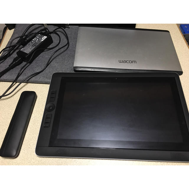 ワコム Cintiq Companion2 512GB DTH-W1310H