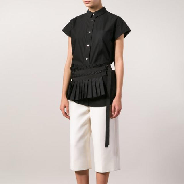 Sacai ディテール プリーツ シャツ シャツ/ブラウス(半袖/袖なし) Sacai ディテール プリーツ シャツ シャツ/ブラウス(半袖/袖なし)