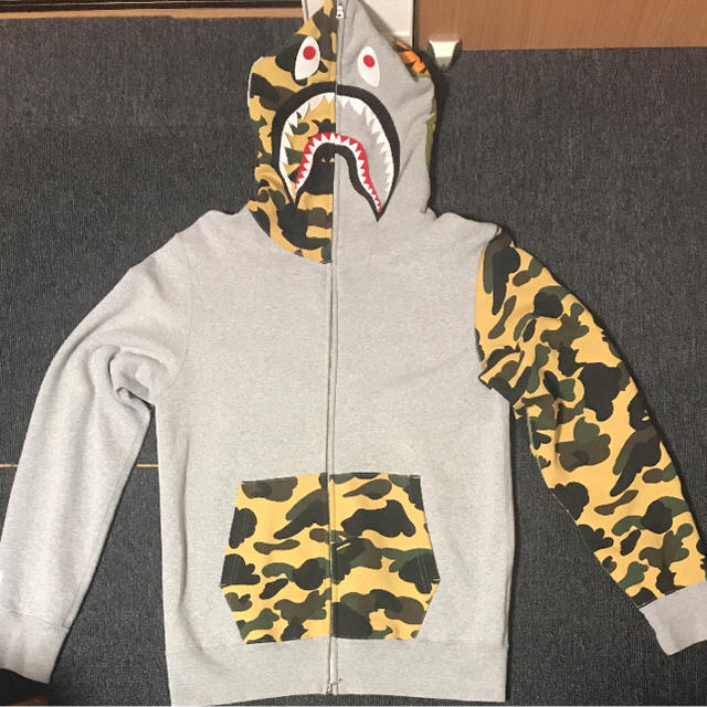 a bathing ape  シャークパーカー  Lサイズメンズ