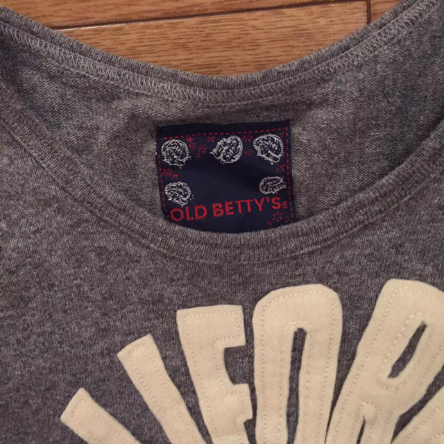 OLD BETTY'S(オールドベティーズ)の（QOO様専用）スヌーピー のTシャツ レディースのトップス(Tシャツ(半袖/袖なし))の商品写真