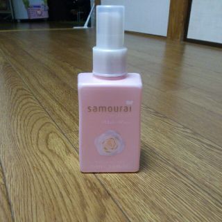 サムライ(SAMOURAI)のサムライウーマン ホワイトローズ フレグランスミスト150ml(香水(女性用))