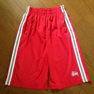 ステューシー(STUSSY)のハーフパンツ(ハーフパンツ)